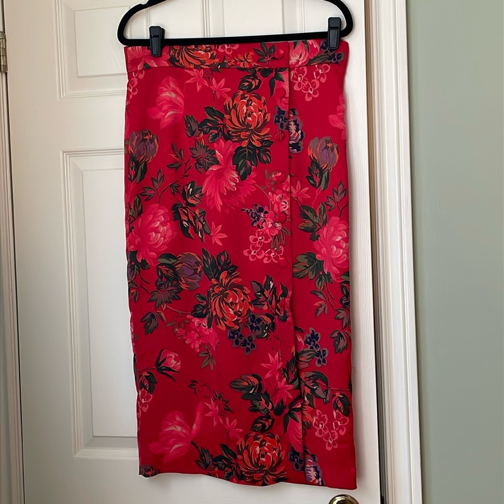 Red Midi ZARA Pencil Skirt for Cocktail Night Out